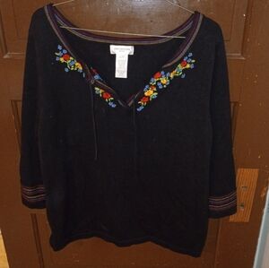 EUC Jones New York Sport Embroidered Floral Tie Neck Sweater L